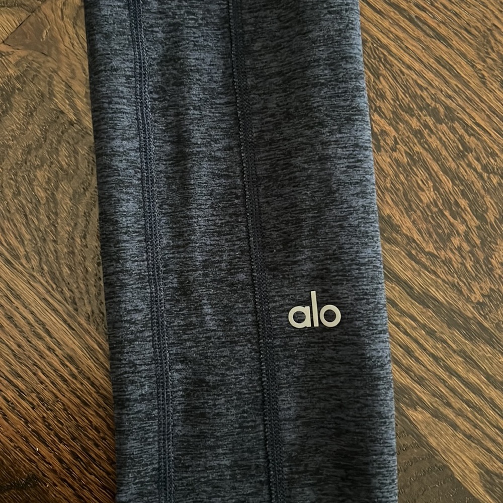 alo Yoga  leggings - Picture 5 of 5